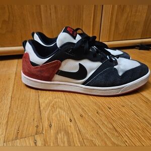 Nike SB Alleyoop Black Toe Chicago Men's Sz 10.5 CJ0082 102